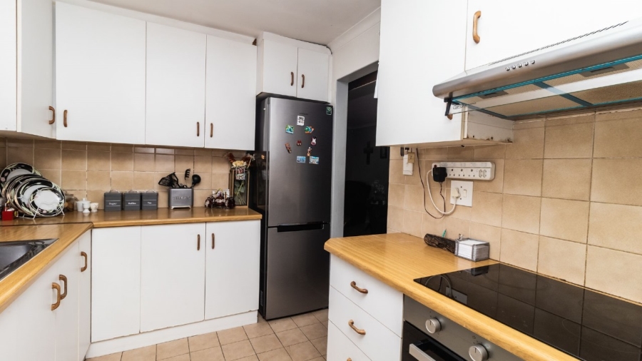 3 Bedroom Property for Sale in Highbury Western Cape